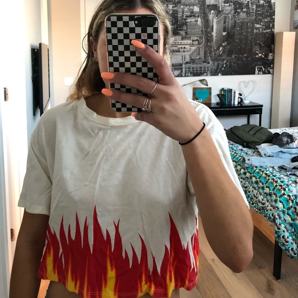 Tops - Fire print crop top